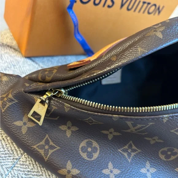 Louis Vuitton monogram bum bag fanny pack, Crossbody - Picture 10 of 10